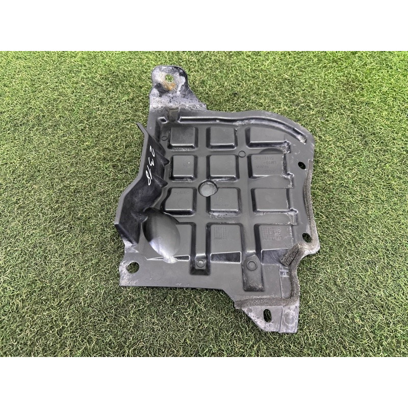 Захист двигуна (кузов і елементи) Nissan Rogue T33 2021 2.5 648386RA0A
