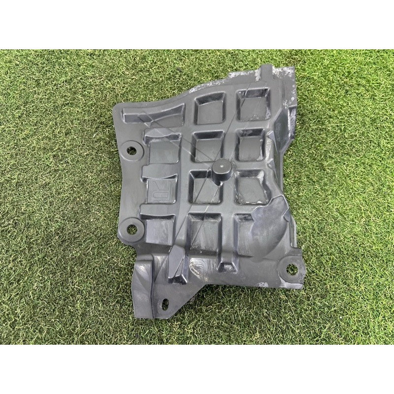 Захист двигуна (кузов і елементи) Nissan Rogue T33 2021 2.5 648386RA0A