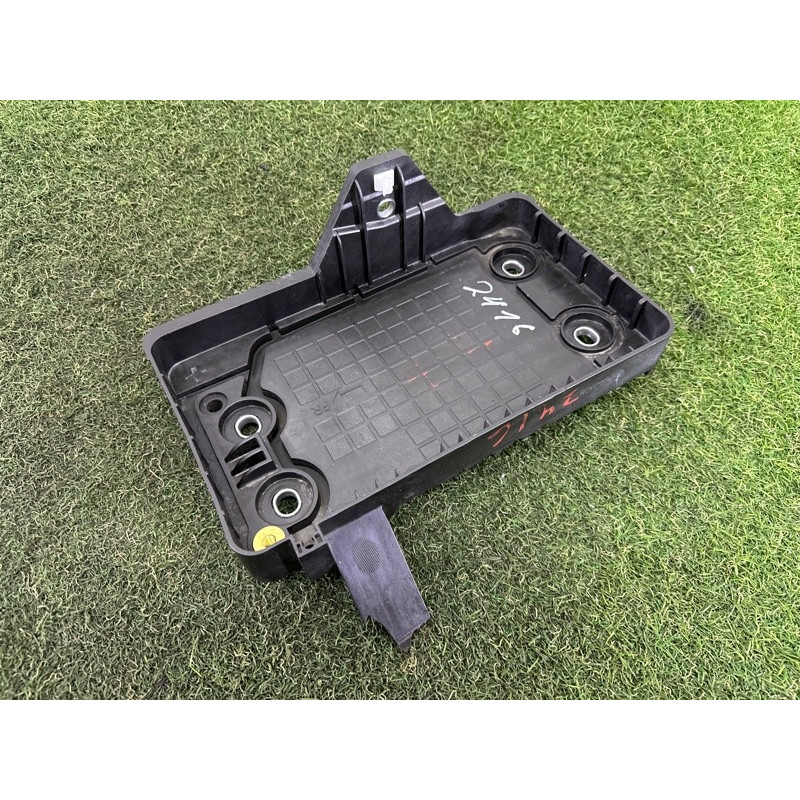 Підставка акумулятора (кузов і елементи) Nissan Rogue T33 2022 1.5 244286RC0A