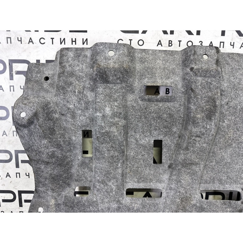 Захист двигуна (кузов і елементи) Nissan Rogue T33 2022 1.5 758816RR0A