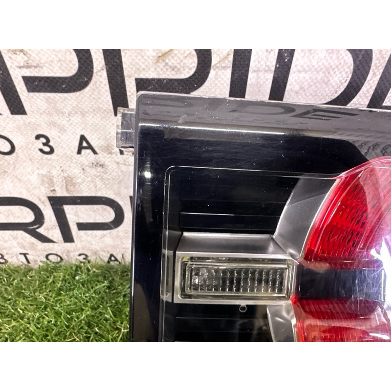 Задній ліхтар (оптика) LAND ROVER Discovery Sport L550 2016 2.0 LR079567