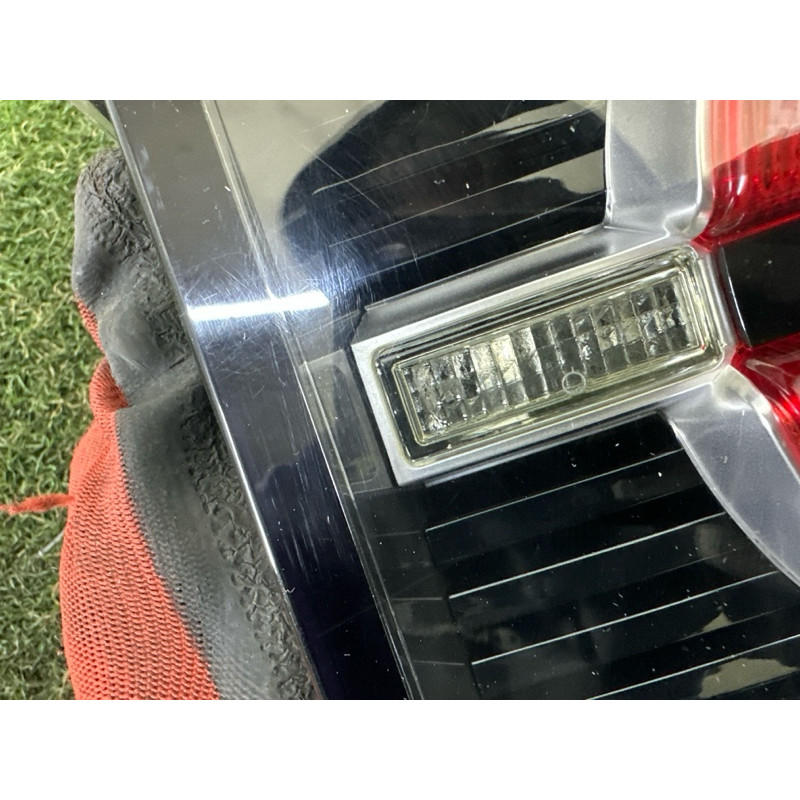 Задній ліхтар (оптика) LAND ROVER Discovery Sport L550 2016 2.0 LR079567