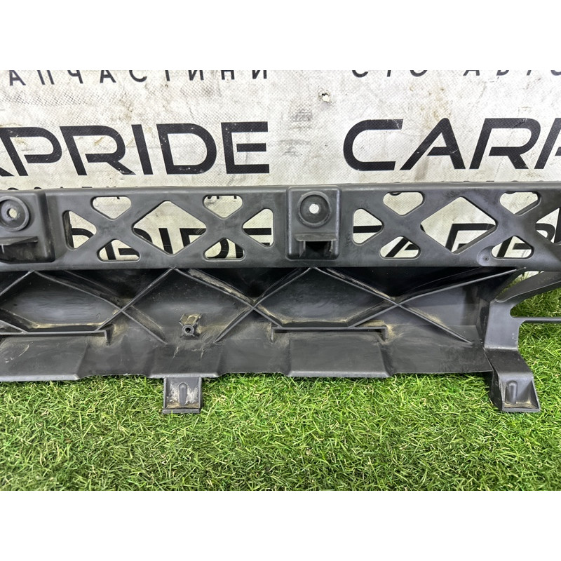 Кріплення бампера (кузов і елементи) AUDI Q7 4L 2015 3.0 CNRB 4L0807329