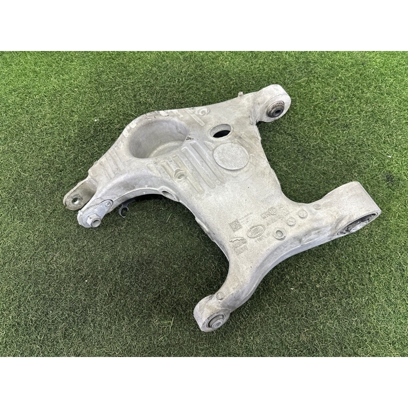 Рычаг підвіски (подвеска) LAND ROVER Discovery Sport L550 2016 2.0 LR076679