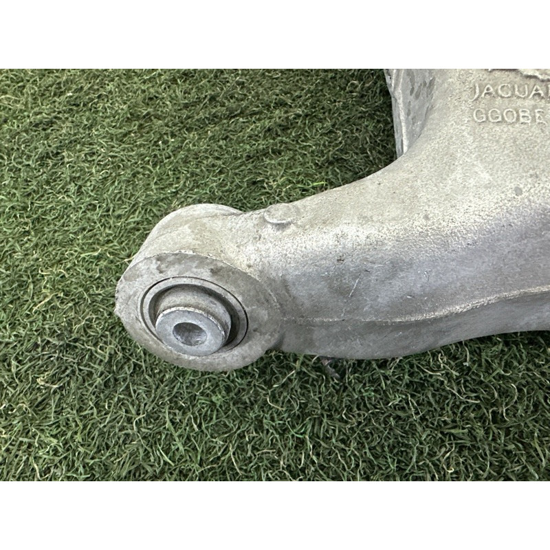 Рычаг підвіски (подвеска) LAND ROVER Discovery Sport L550 2016 2.0 LR076679