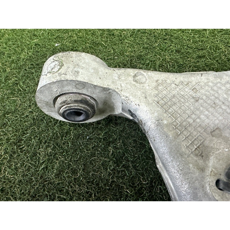 Рычаг підвіски (подвеска) LAND ROVER Discovery Sport L550 2016 2.0 LR076679