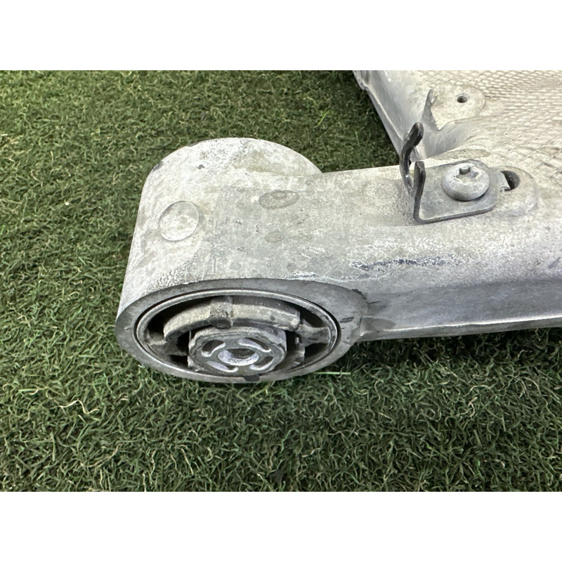Рычаг підвіски (подвеска) LAND ROVER Discovery Sport L550 2016 2.0 LR076679