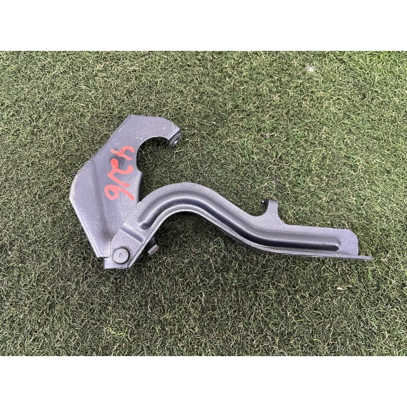 Петля капота (кузов і елементи) Nissan Rogue T33 2022 1.5 654006RA0A