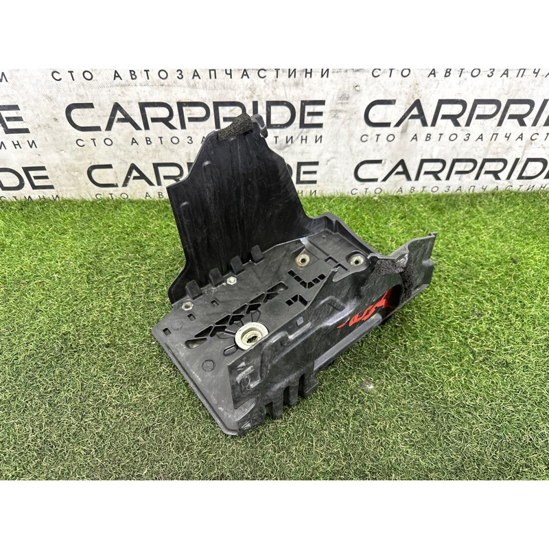 Підставка акумулятора (кузов и элементы) LAND ROVER Discovery Sport L550 2016 2.0 LR023753