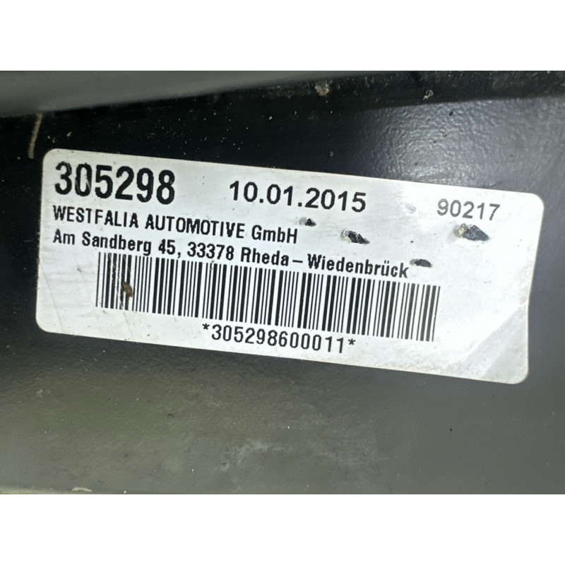 Фаркоп (кузов і елементи) AUDI Q7 4L 2015 3.0 CNRB 4L0803921M