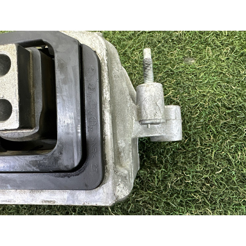 Подушка двигуна (двигатель и элементы) Hyundai Sonata DN8 2020 2.5 21830L1350