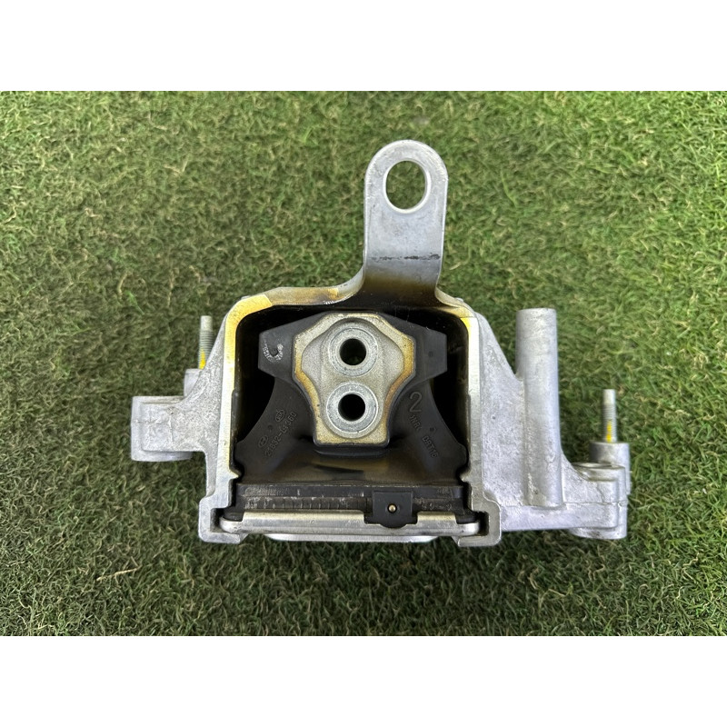 Подушка двигуна (двигатель и элементы) Hyundai Sonata DN8 2020 2.5 21830L1350