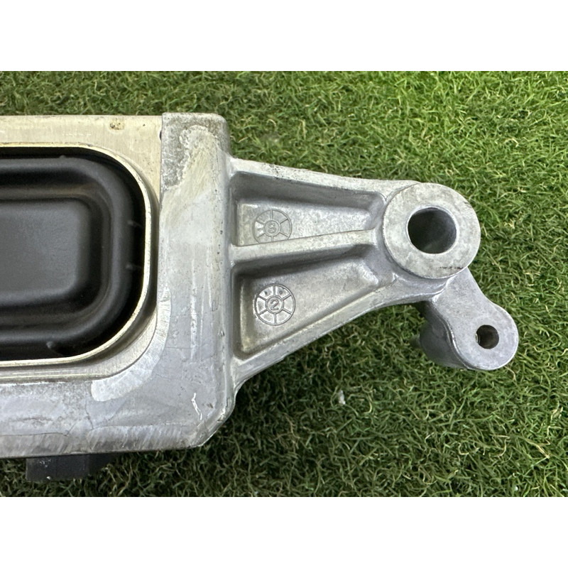 Подушка двигуна (двигатель и элементы) Hyundai Sonata DN8 2020 2.5 21830L1350