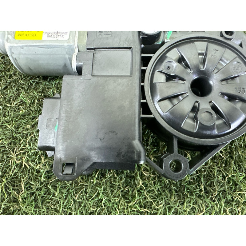 Мотор склопідйомника (электрика) Hyundai Sonata DN8 2020 2.5 82460L1010