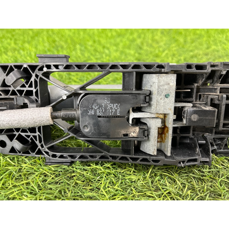 Ручка двері зовнішня (кузов і елементи) Volkswagen Amarok 2H 2.0 2H0837205DGRU