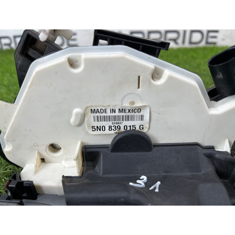 Ручка двері зовнішня (кузов і елементи) Volkswagen Amarok 2H 2.0 5N0839015G