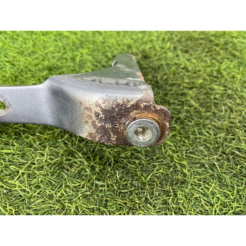 Петля багажника (кузов и элементы) Volkswagen Amarok 2H 2.0 2H5829642D