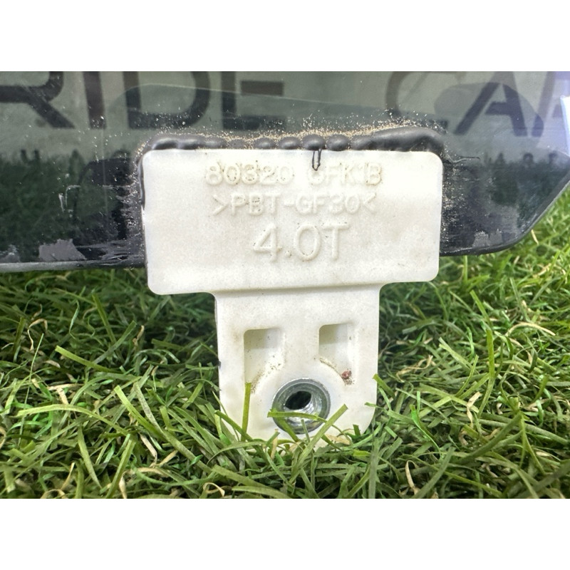 Стекло (кузов и элементы) Nissan Rogue T33 2021 2.5 823006RA0A