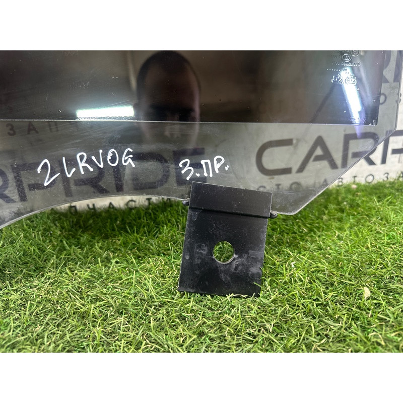 Скло (кузов и элементы) LAND ROVER Range Rover L405 2014 5.0 LR052676