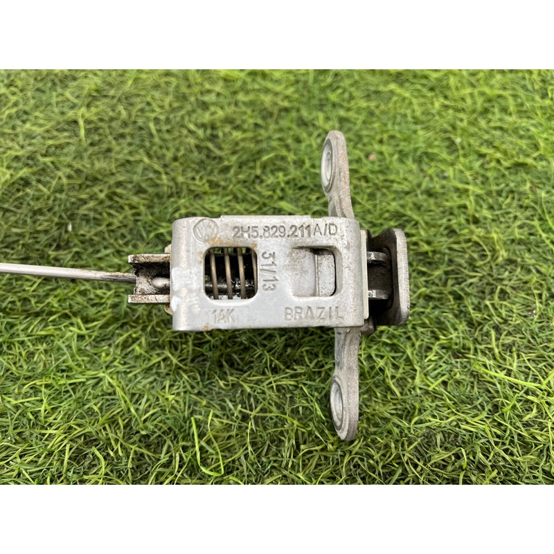 Замок багажника (кузов і елементи) Volkswagen Amarok 2H 2.0 2H5829211D