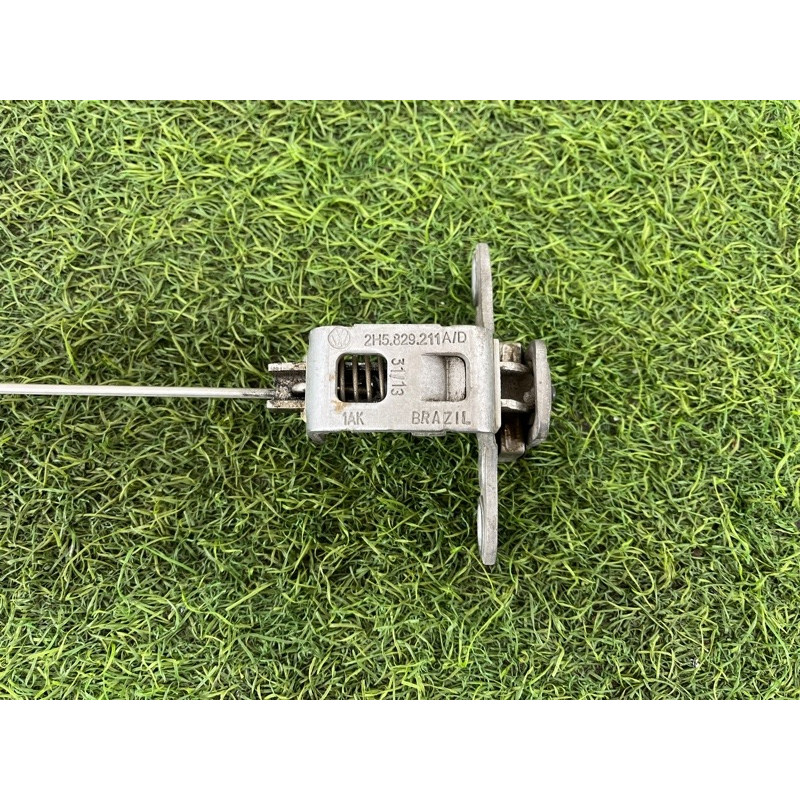 Замок багажника (кузов и элементы) Volkswagen Amarok 2H 2.0 2H5829211D