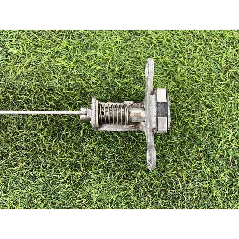 Замок багажника (кузов и элементы) Volkswagen Amarok 2H 2.0 2H5829211D