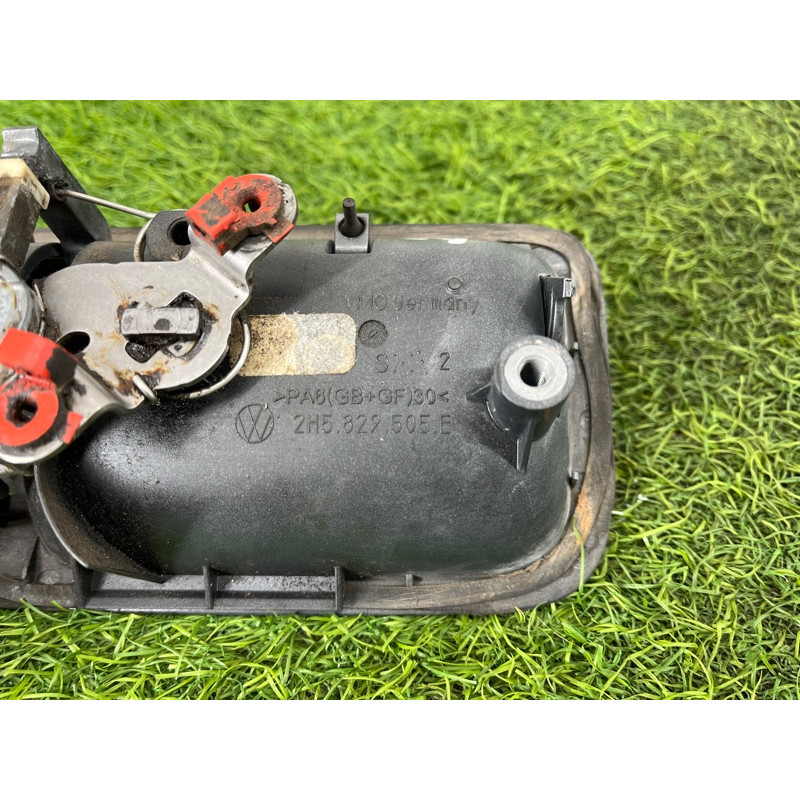 Ручка багажника (кузов і елементи) Volkswagen Amarok 2H 2.0 2H5829505EGRU