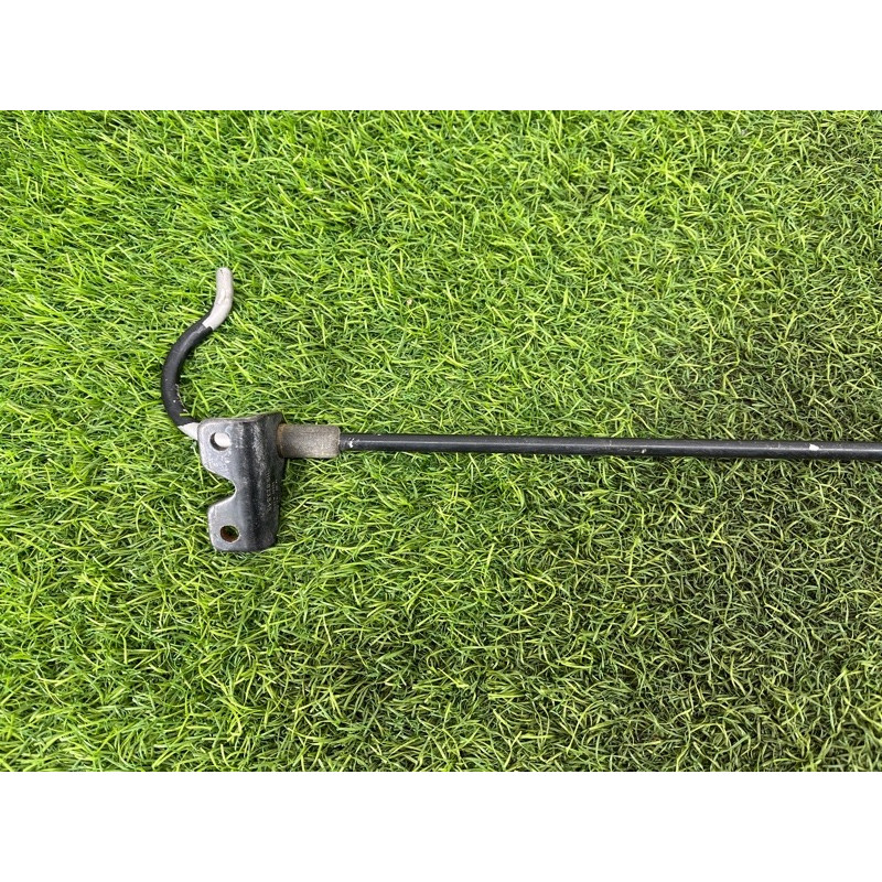 Обмежувач кришки багажника (кузов і елементи) Volkswagen Amarok 2H 2.0 2H5829153A