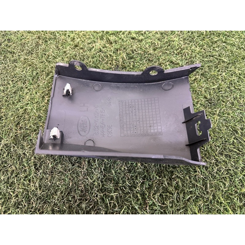 Накладка крила (кузов и элементы) LAND ROVER Range Rover Evoque L538 2015 2.0 LR035400