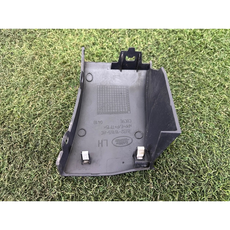 Накладка крила (кузов и элементы) LAND ROVER Range Rover Evoque L538 2015 2.0 LR035400