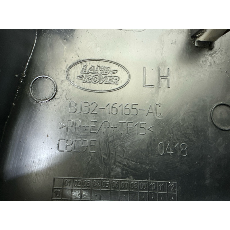Накладка крила (кузов и элементы) LAND ROVER Range Rover Evoque L538 2015 2.0 LR035400