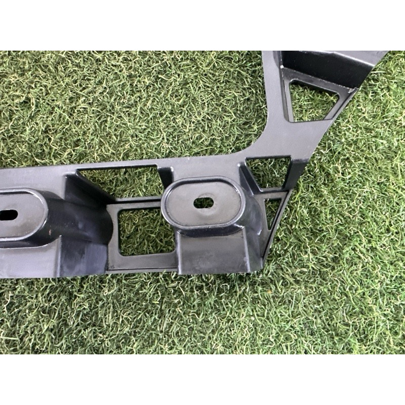 Крепление бампера (кузов и элементы) Volkswagen Touareg NF 2013 3.6 CGRA 7P6807375B