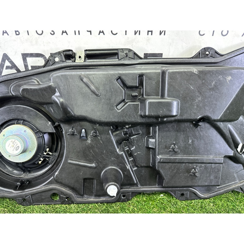 Механізм склопідйомника (салон) LAND ROVER Discovery Sport L550 2016 2.0 LR073081