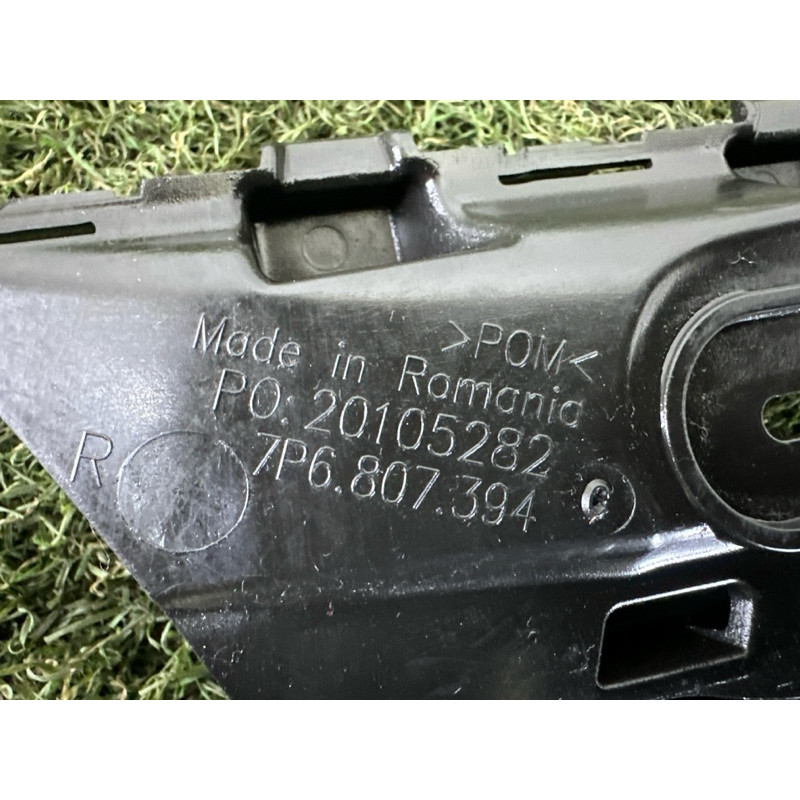 Крепление бампера (кузов и элементы) Volkswagen Touareg NF 2013 3.6 CGRA 7P6807376B