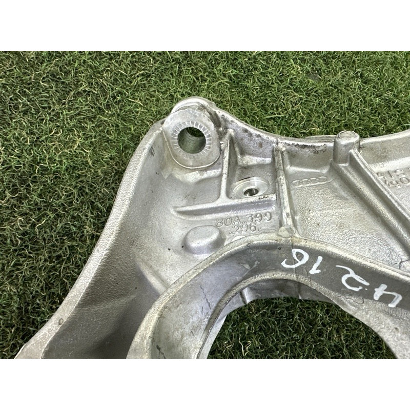 Кронштейн підрамника (підвіска) AUDI Q5 FY 2020 2.0 DJYA 80A399296R