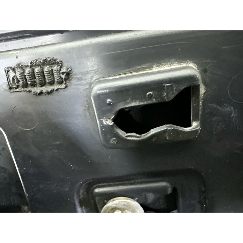 Накладка двері зовнішня (кузов и элементы) LAND ROVER Discovery Sport L550 2016 2.0 LR073079