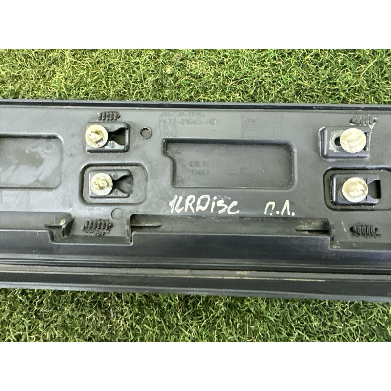Накладка двері зовнішня (кузов и элементы) LAND ROVER Discovery Sport L550 2016 2.0 LR073079