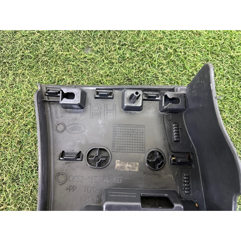 Накладка на крыло (кузов и элементы) LAND ROVER Range Rover L405 2014 5.0 LR048271