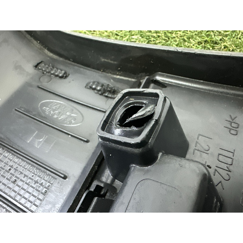 Накладка на крыло (кузов и элементы) LAND ROVER Range Rover L405 2014 5.0 LR048271