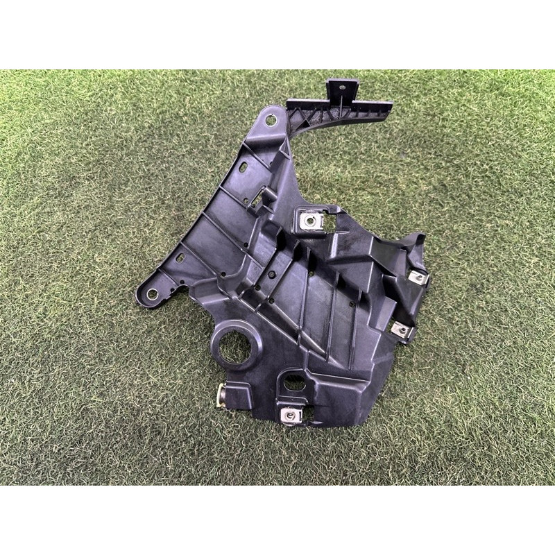 Крепление крыла (кузов и элементы) BMW X5 F15 2015 3.0 51647294543