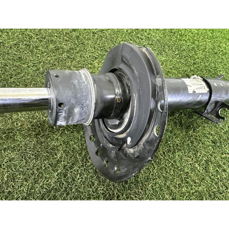 Амортизатор (подвеска) LAND ROVER Discovery Sport L550 2016 2.0 LR084894