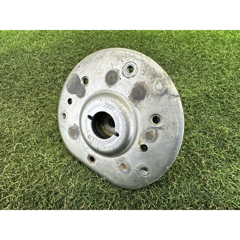 Опора стійки (подвеска) LAND ROVER Discovery Sport L550 2016 2.0 LR024477