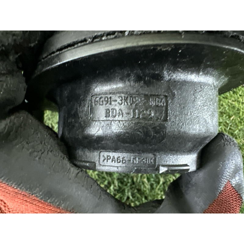 Опора стійки (подвеска) LAND ROVER Discovery Sport L550 2016 2.0 LR024477