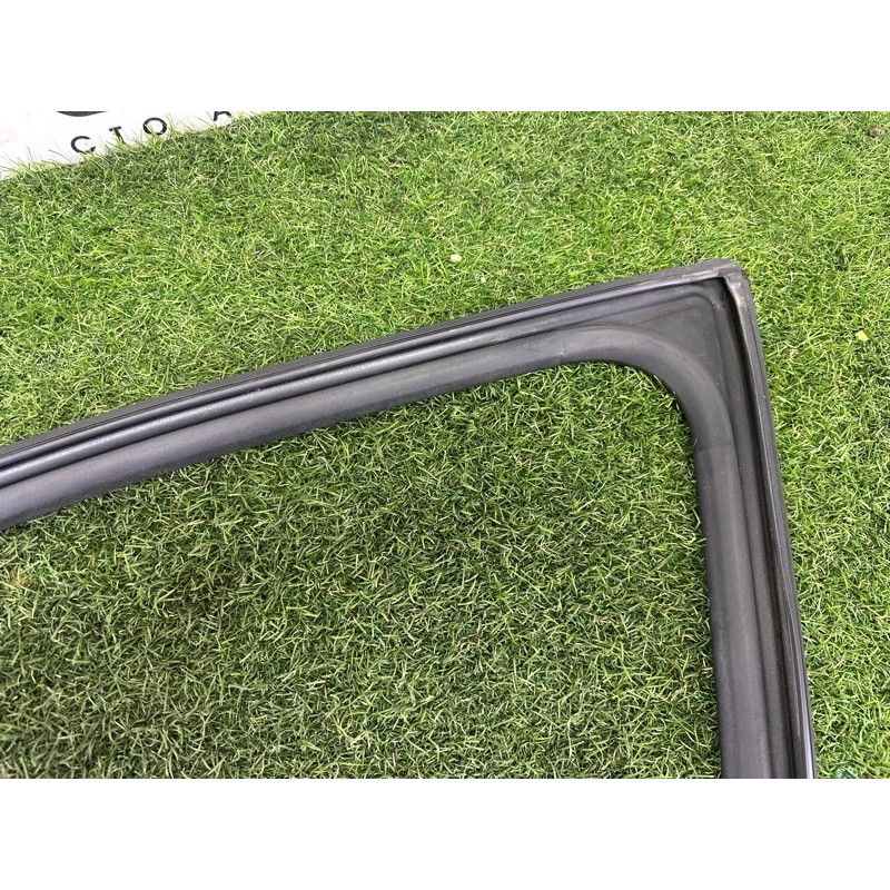 Форточка дверцят (кузов и элементы) Hyundai Sonata DN8 2020 2.5 82530L0000