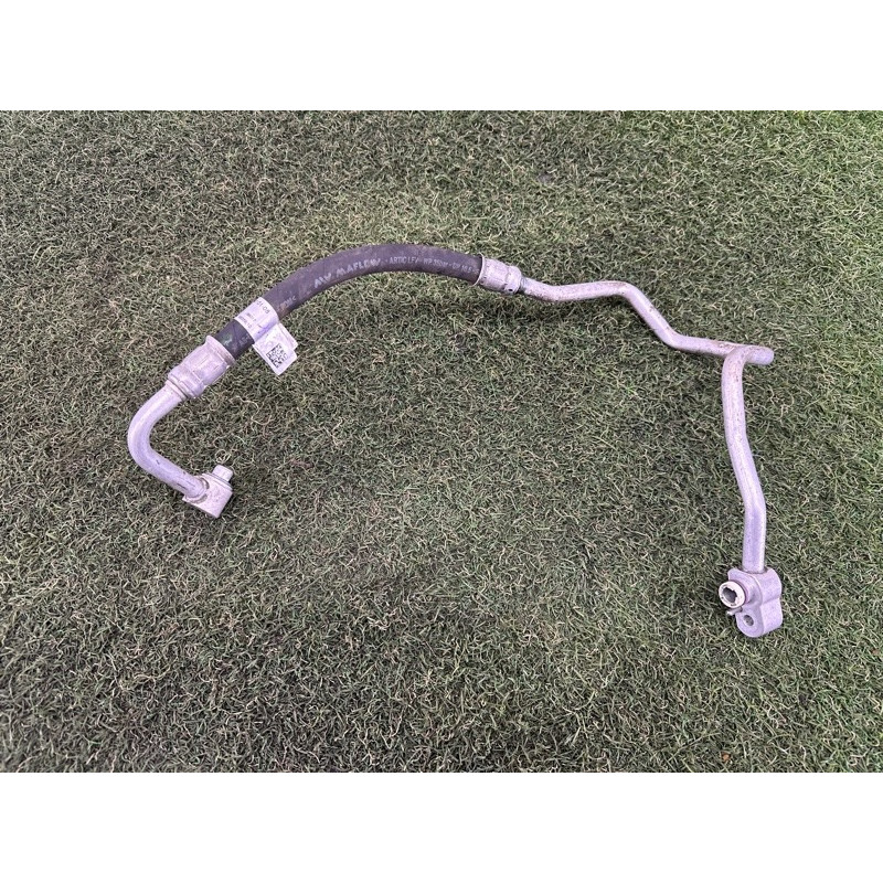 Трубка кондиционера (отопление и кондиционирование) BMW X1 F48 2018 2.0 64539289101
