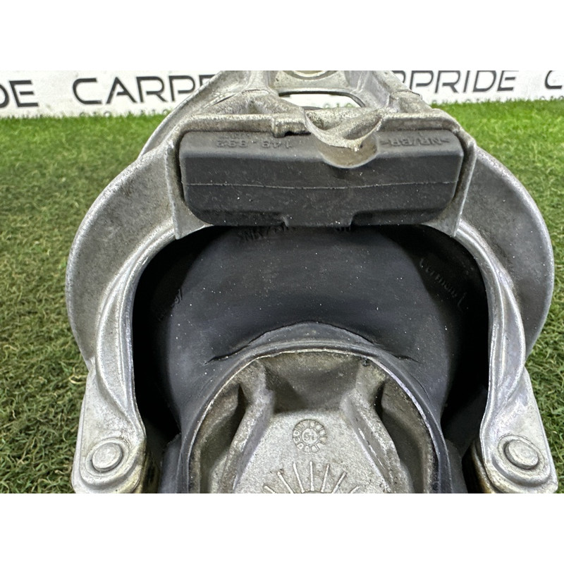 Подушка двигуна (двигун та елементи) AUDI Q5 FY 2020 2.0 DJYA 4M0199372B
