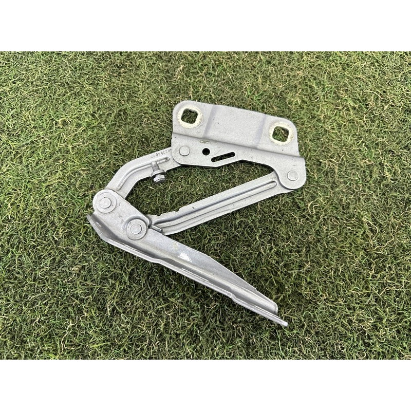 Петля капота (кузов и элементы) Mercedes-Benz GL X164 2011 3.0 A2518800428