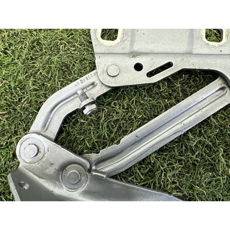 Петля капота (кузов и элементы) Mercedes-Benz GL X164 2011 3.0 A2518800428