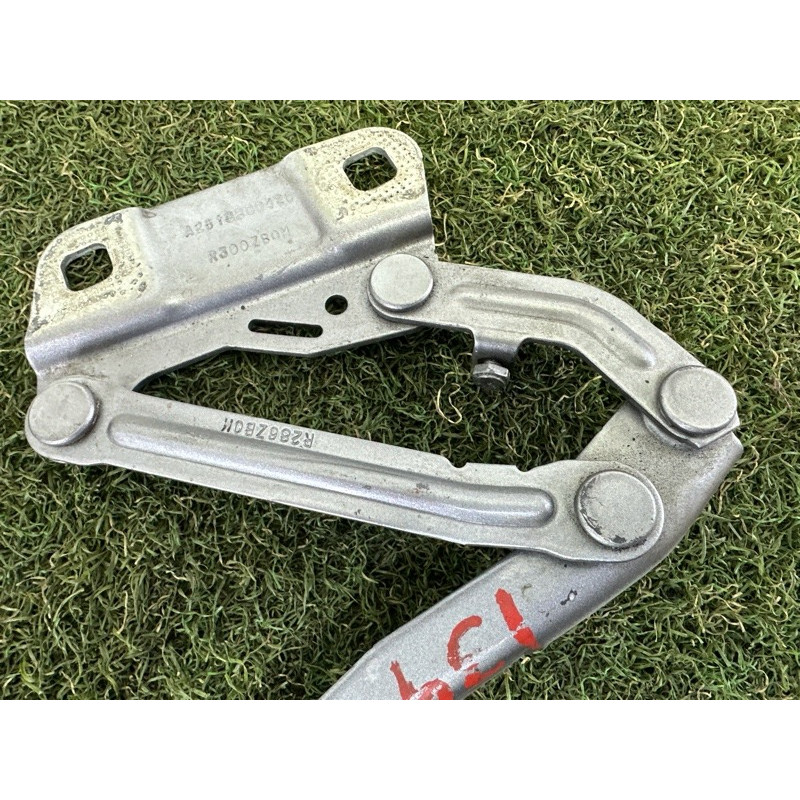 Петля капота (кузов и элементы) Mercedes-Benz GL X164 2011 3.0 A2518800428