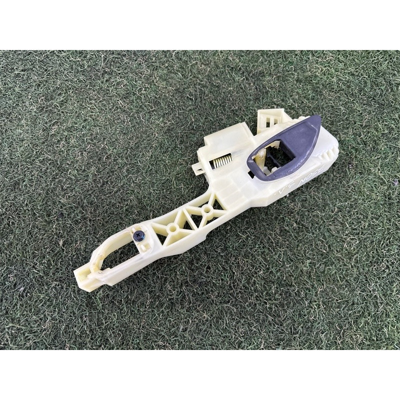 Кронштейн ручки дверей (кузов и элементы) Hyundai Sonata DN8 2020 2.5 83655L1000